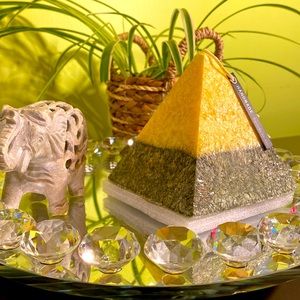 HANDmade LURE's Pyramid Candle Infused w/ Lemongrass & Sage Essential Oils & Gem